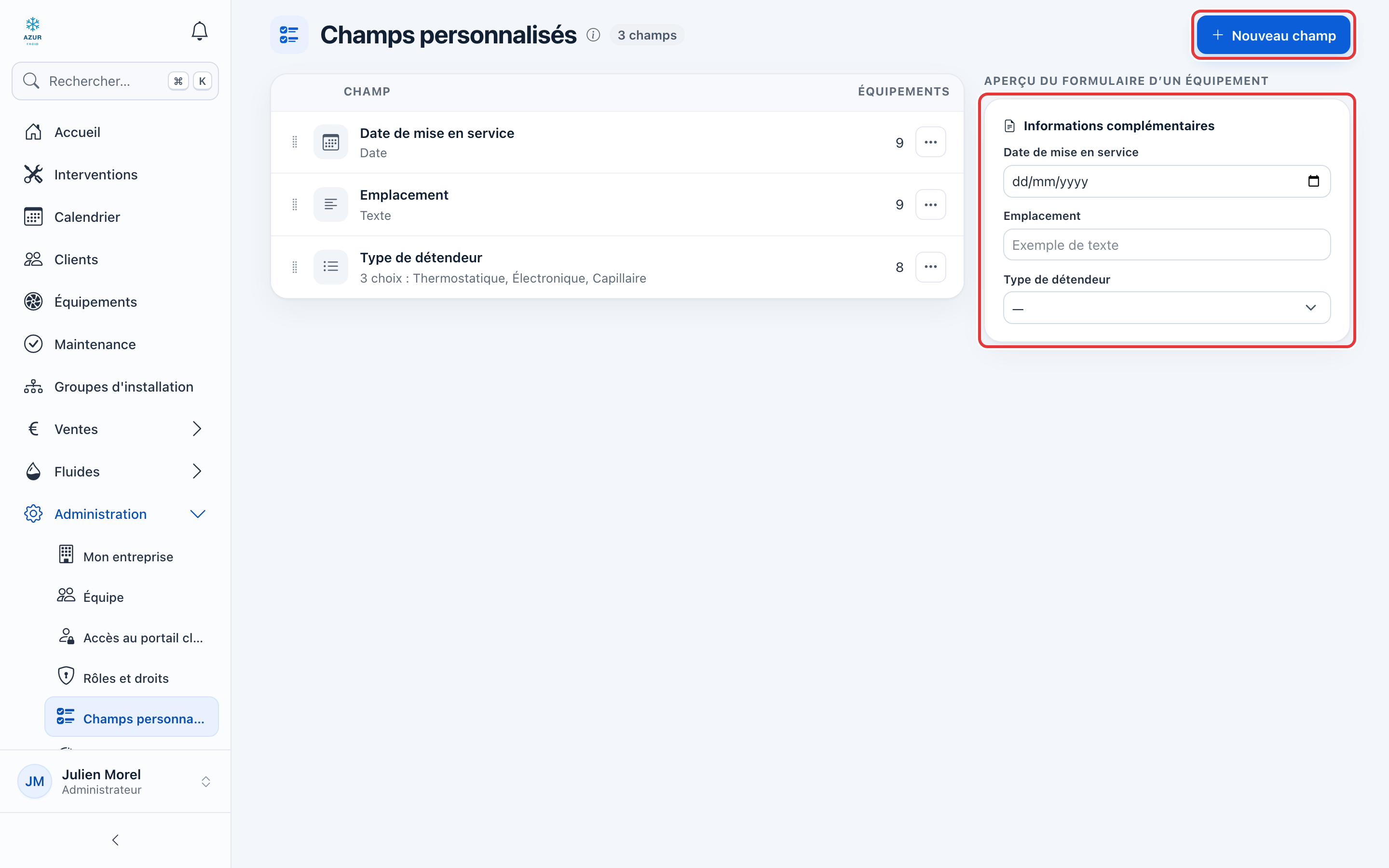 Page Champs personnalisés, 3 champs (Date de mise en service, Emplacement, Type de détendeur) : le bouton Nouveau champ et l'aperçu du formulaire d'un équipement sont entourés en rouge.