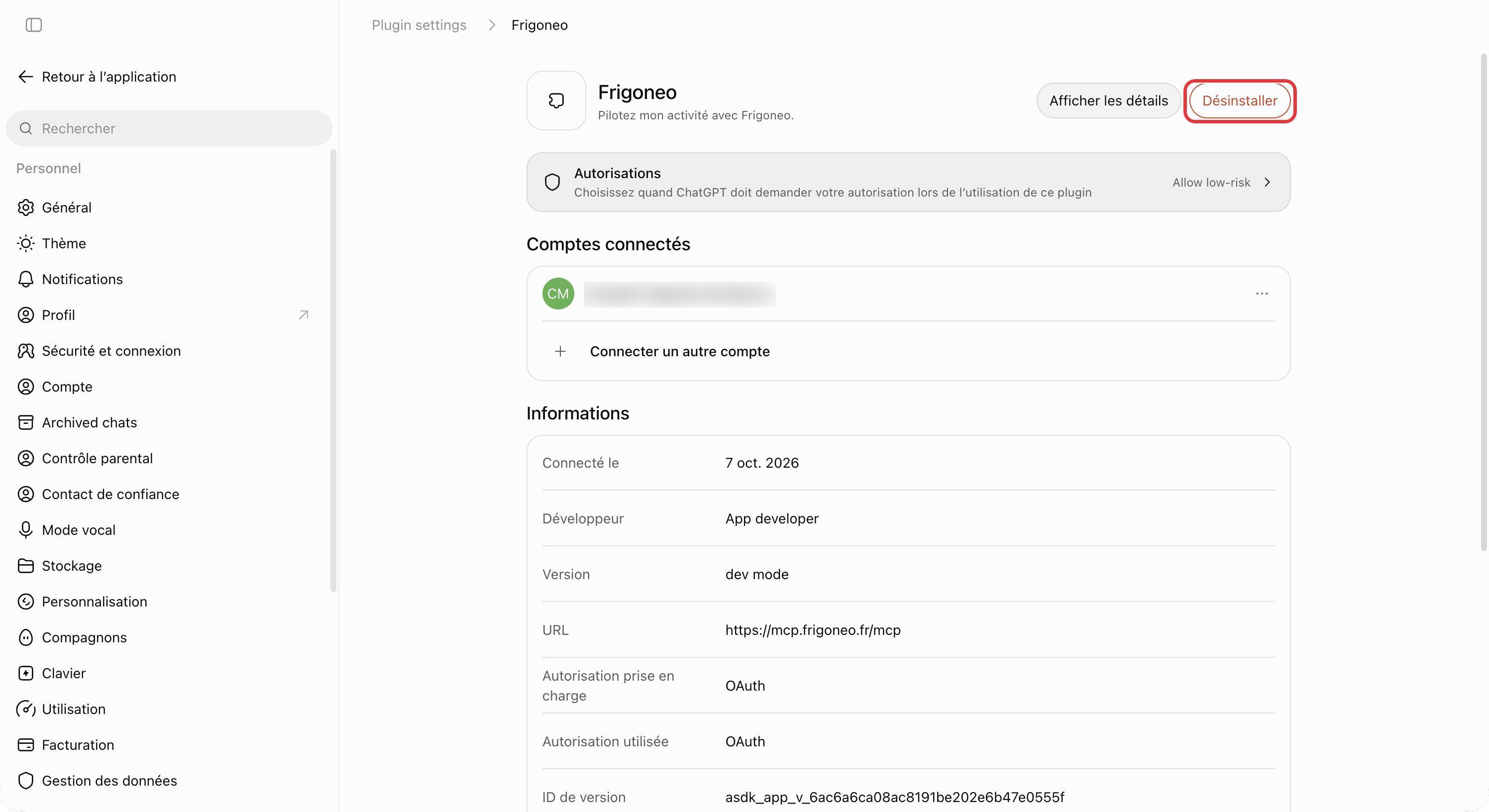 Page du plugin Frigoneo dans ChatGPT : le compte Frigoneo connecté et les informations du plugin ; le bouton Désinstaller est entouré en rouge.