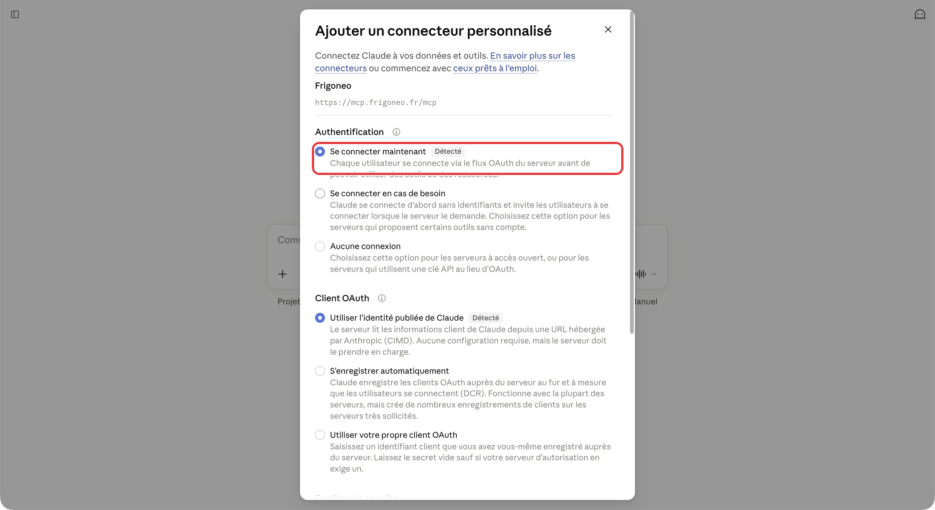Suite de la fenêtre : la section Authentification avec le choix Se connecter maintenant, marqué Détecté, est entourée en rouge ; dessous, Client OAuth, identité publiée de Claude.