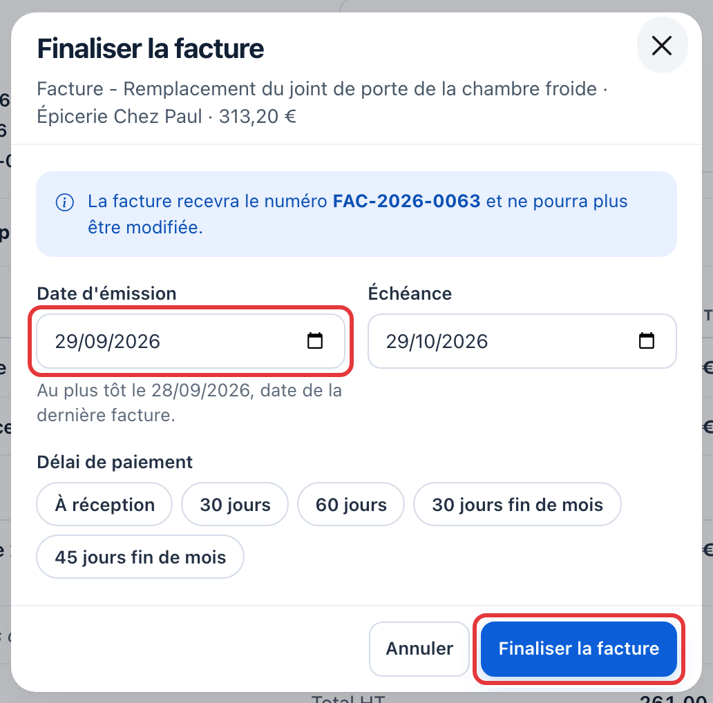 Fenêtre Finaliser la facture : le numéro annoncé FAC-2026-0063, la date d'émission entourée en rouge avec l'indication « Au plus tôt le 28/09/2026 », l'échéance, les délais de paiement et le bouton Finaliser la facture, entouré en rouge.